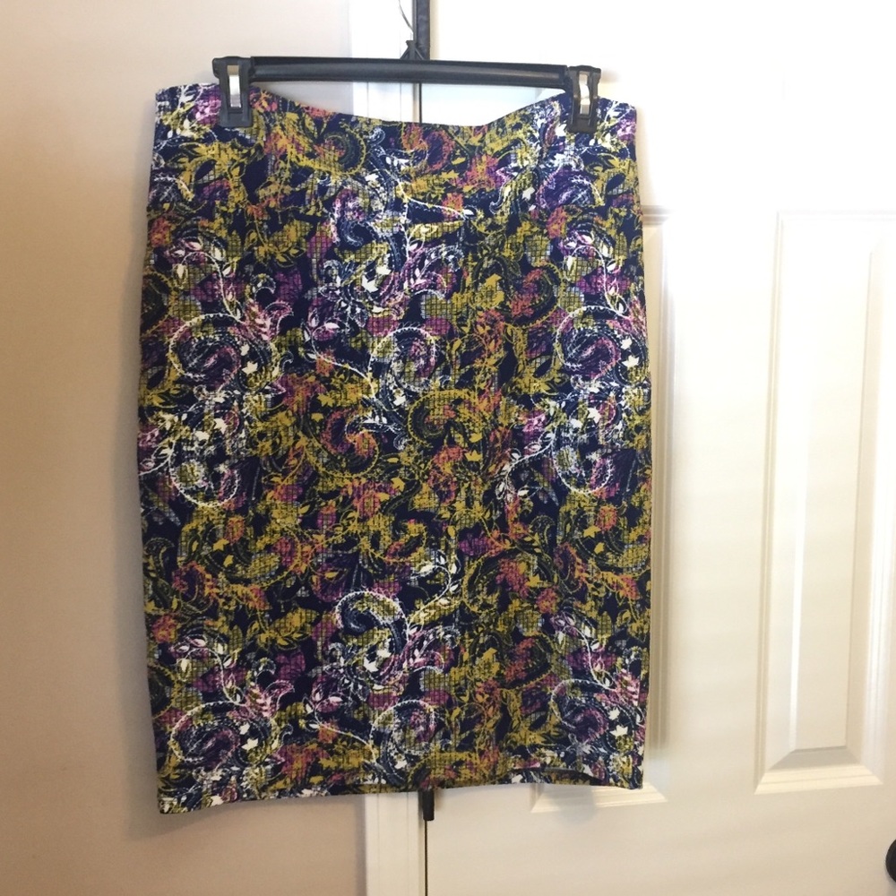 LuLaRoe Pencil Skirt - 2XL